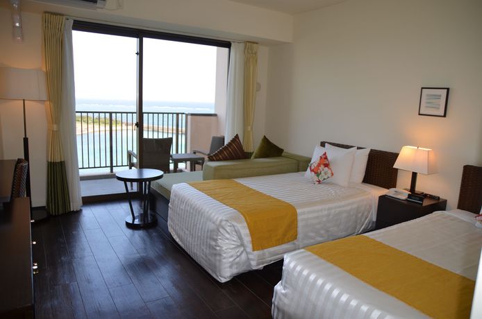 Imagen de los interiores del Hotel Breezebay Marina. Foto 15