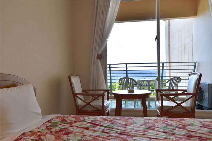 Imagen de los exteriores del Hotel Breezebay Marina. Foto 13