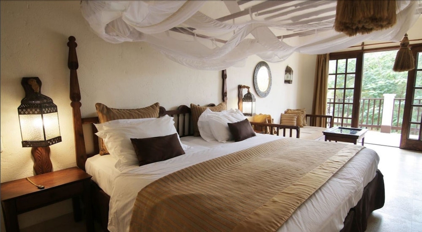 Imagen de la habitación del Hotel Breezes Beach Club and Spa. Foto 7