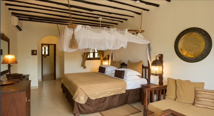 Imagen de la habitación del Hotel Breezes Beach Club and Spa. Foto 10