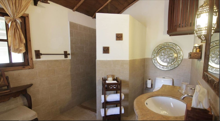 Imagen de la habitación del Hotel Breezes Beach Club and Spa. Foto 12