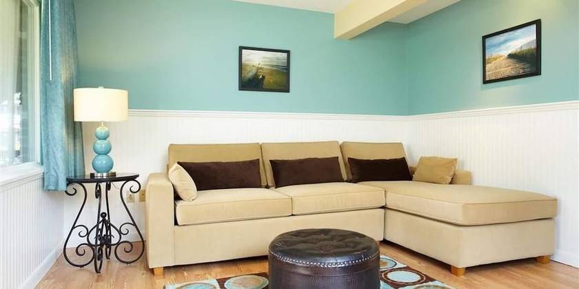 Imagen de la habitación del Hotel Breezeway Resort. Foto 3
