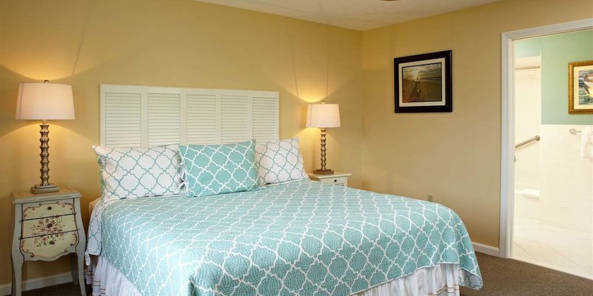 Imagen de la habitación del Hotel Breezeway Resort. Foto 10