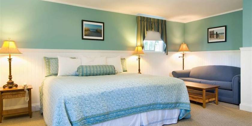 Imagen de la habitación del Hotel Breezeway Resort. Foto 19