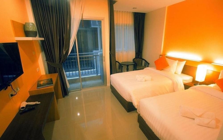 Imagen de la habitación del Hotel Breezotel. Foto 8