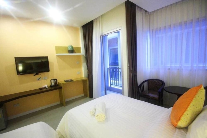 Imagen de la habitación del Hotel Breezotel. Foto 12