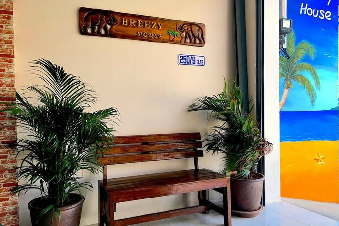 Imagen general del Hotel Breezy House Jomtien. Foto 14