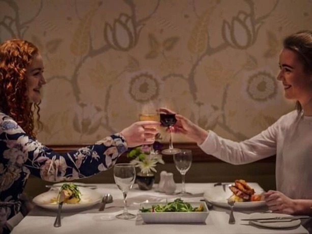 Imagen del bar/restaurante del Hotel Breffni Arms. Foto 14