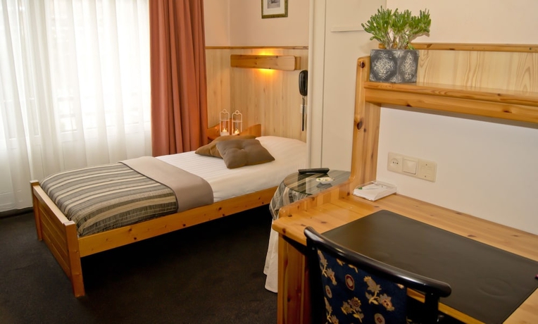 Imagen de la habitación del Hotel Breitner. Foto 4