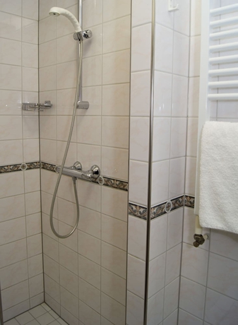 Imagen de la habitación del Hotel Breitner. Foto 5