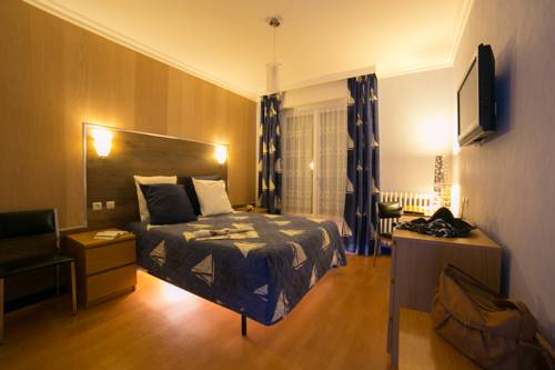 Imagen de la habitación del Hotel Breizh. Foto 3