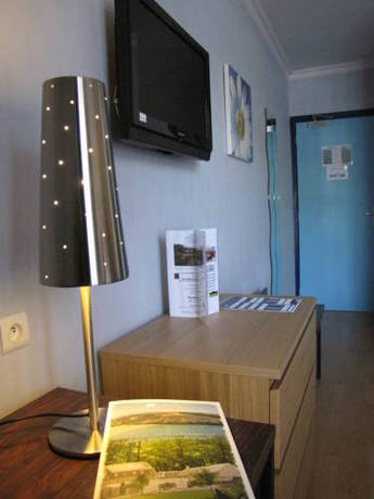 Imagen de la habitación del Hotel Breizh. Foto 10