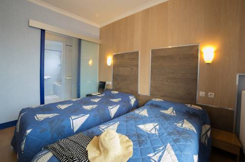 Imagen de la habitación del Hotel Breizh. Foto 11