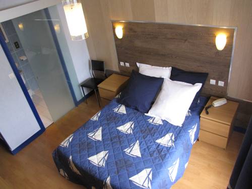 Imagen de la habitación del Hotel Breizh. Foto 15