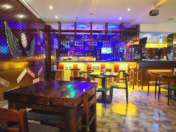 Imagen de los interiores del Hotel Bremen Central Avenue. Foto 11