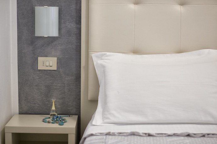 Imagen de la habitación del Hotel Bremen. Foto 5