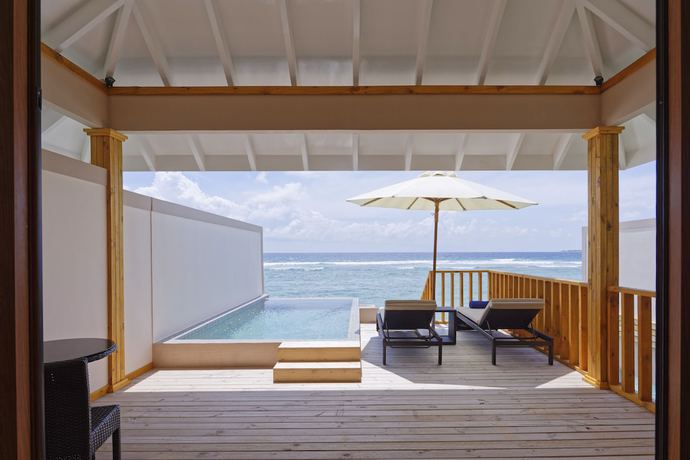 Imagen de la habitación del Hotel Brennia Kottefaru. Foto 13