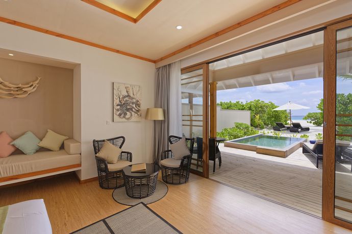 Imagen de la habitación del Hotel Brennia Kottefaru. Foto 17