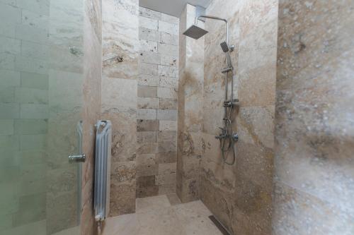 Imagen de la habitación del Hotel Brentas Spa Resort. Foto 20