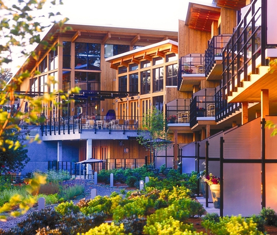 Imagen de los exteriores del Hotel Brentwood Bay Resort and Spa. Foto 13