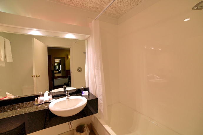 Imagen de la habitación del Hotel Brentwood. Foto 4