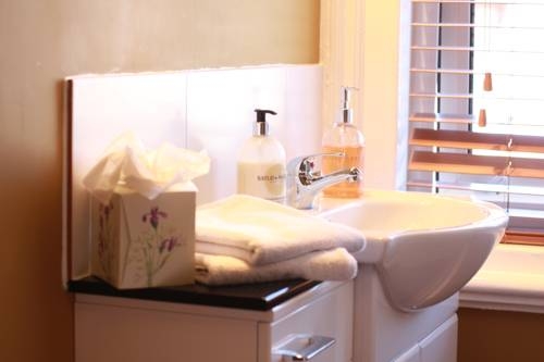 Imagen general del Hotel Brentwood Guest House, York. Foto 9