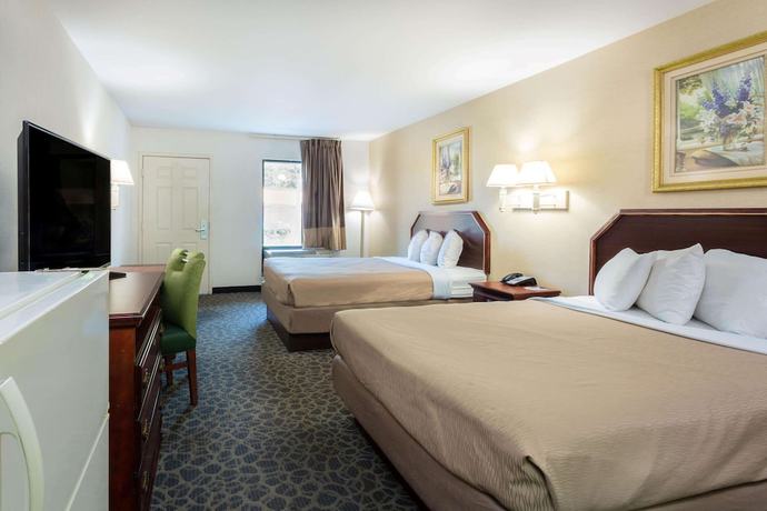 Imagen de la habitación del Hotel Brentwood Inn & Suites de Glen Allen. Foto 7