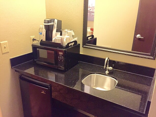 Imagen general del Hotel Brentwood Suites, Brentwood. Foto 9