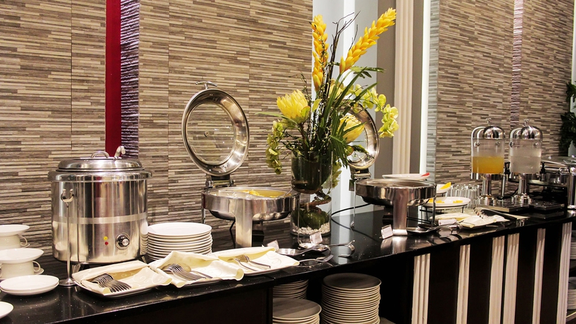 Imagen del bar/restaurante del Hotel Brentwood Suites, Quezon . Foto 1
