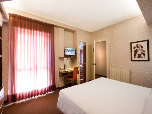 Imagen de la habitación del Hotel Brescia. Foto 5