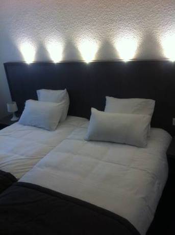 Imagen de la habitación del Hotel Bress Sa&ocirc;ne. Foto 2