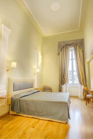 Imagen de la habitación del Hotel Bretagna Heritage – Alfieri Collezione. Foto 4