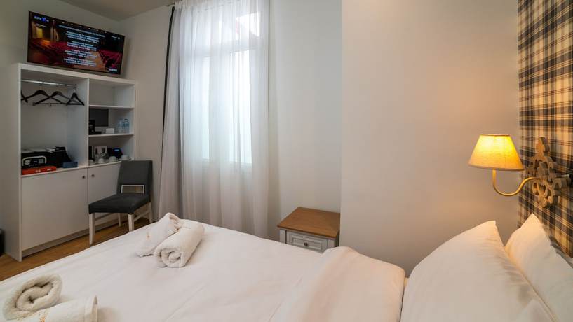 Imagen de la habitación del Hotel Brettania. Foto 6