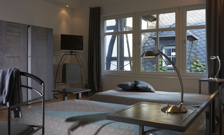 Imagen de la habitación del Hotel Breuer's R&uuml;desheimer Schloss. Foto 9