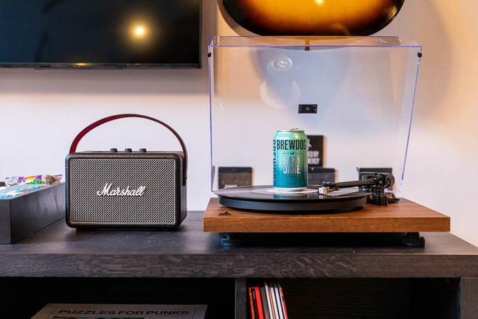 Imagen de la habitación del Hotel BrewDog DogHouse Edinburgh. Foto 13