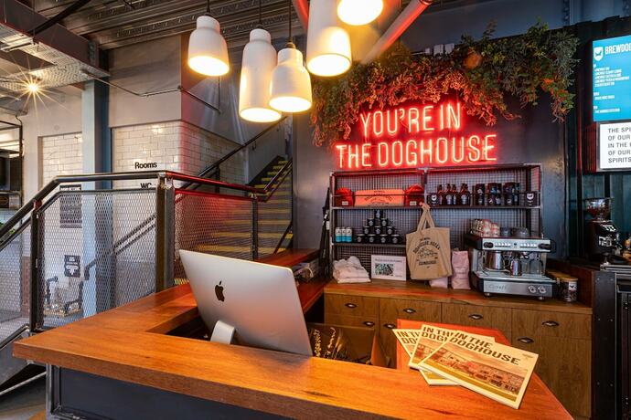 Imagen general del Hotel BrewDog DogHouse Edinburgh. Foto 11