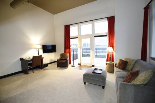 Imagen de la habitación del Hotel Brewhouse Inn And Suites. Foto 4