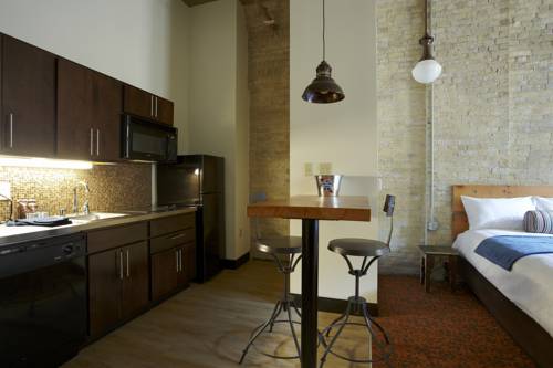 Imagen de la habitación del Hotel Brewhouse Inn And Suites. Foto 9