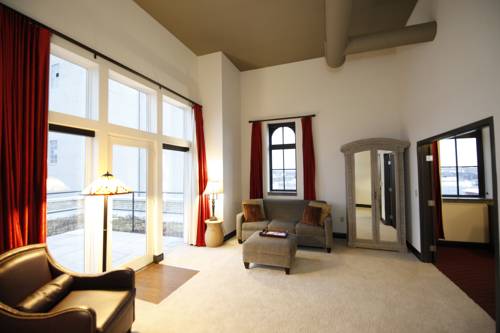 Imagen de la habitación del Hotel Brewhouse Inn And Suites. Foto 12