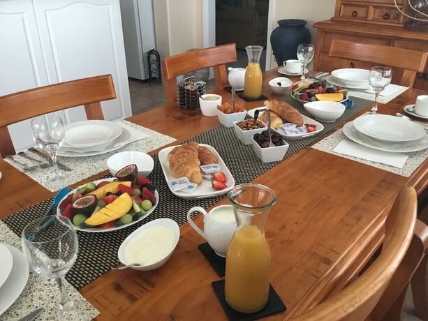 Imagen del bar/restaurante del Hotel Brezza Bella Bed and Breakfast. Foto 5