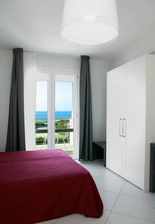 Imagen de la habitación del Hotel Brezza Di Grecale. Foto 4