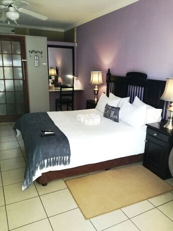 Imagen general del Hotel Bri-Shel Manor. Foto 15