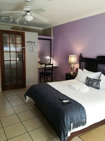 Imagen general del Hotel Bri-Shel Manor. Foto 16