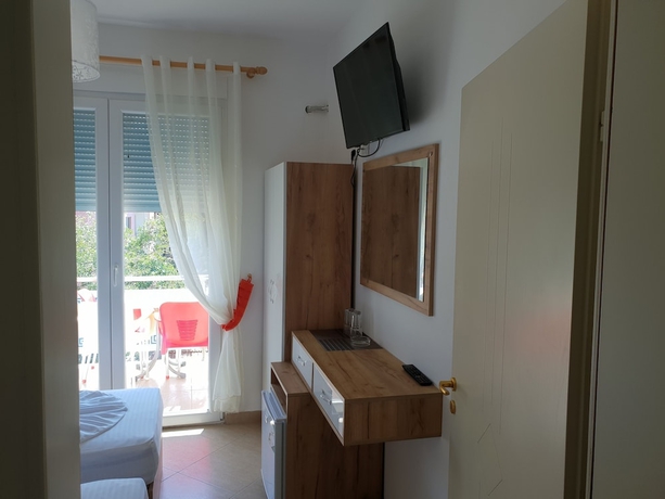 Imagen de la habitación del Hotel Brian, Velipoj&euml;. Foto 9