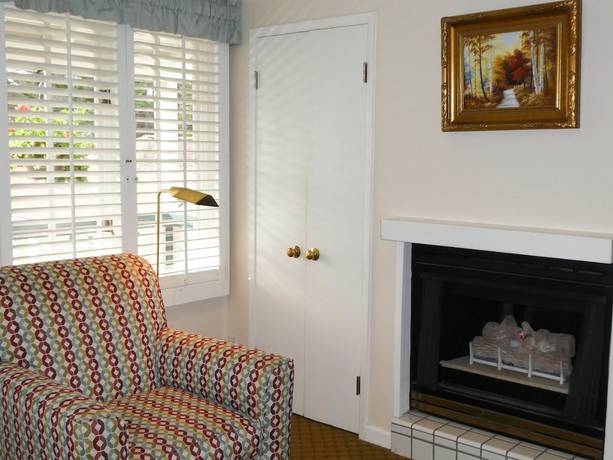 Imagen de la habitación del Hotel Briarwood Inn, Carmel-by-the-Sea. Foto 3