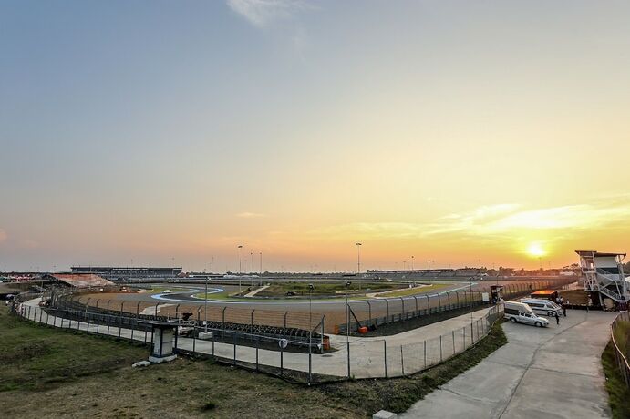 Imagen general del Hotel Bric Box Hotel Buriram. Foto 3