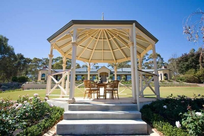 Imagen de los exteriores del Hotel Brice Hill Country Lodge. Foto 14