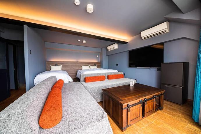 Imagen de la habitación del Hotel Brick, Naha. Foto 14