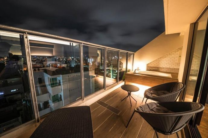 Imagen de la habitación del Hotel Brick, Naha. Foto 16