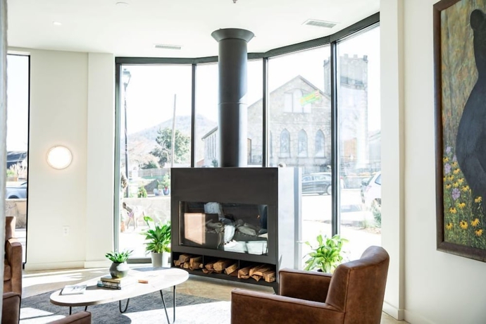 Imagen de los interiores del Hotel Bridge Creek Inn. Foto 11